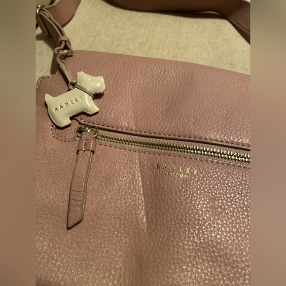 Radley London Rosegold coloured shoulder purse. Barely used. Like new condition - Picture 2 of 4